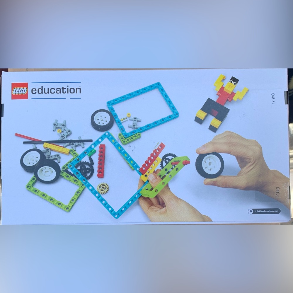 Bric Q Lego Education